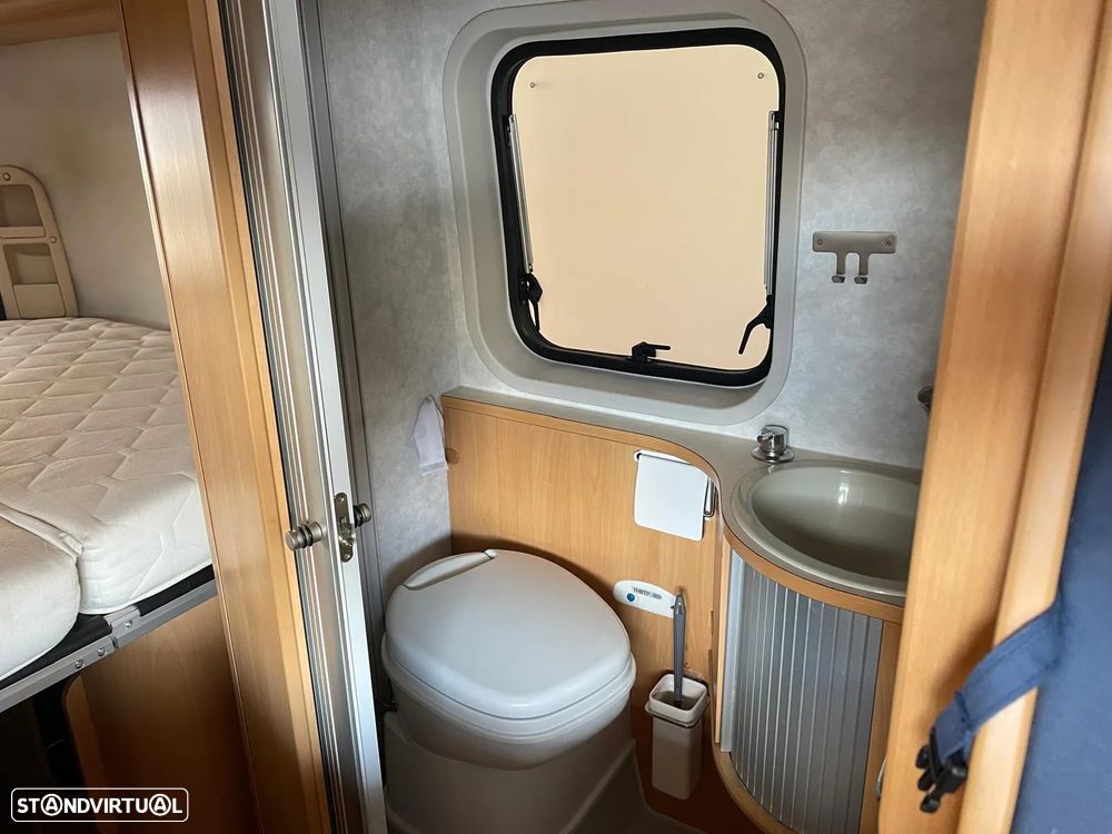 Adria Twin Adriatik - Autocaravana - 38