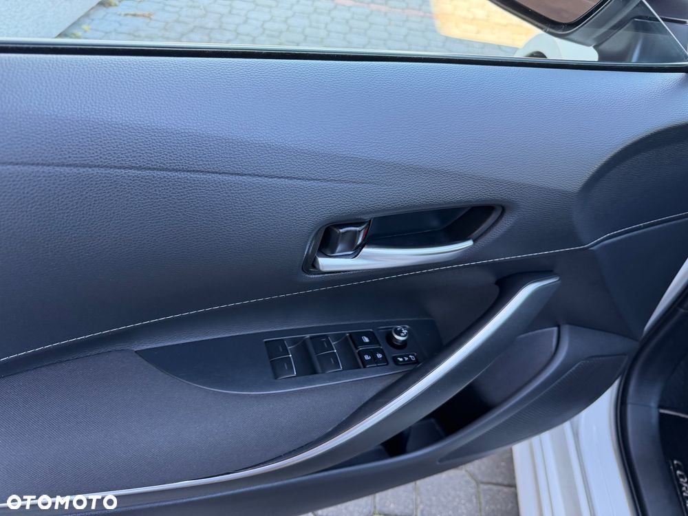 Toyota Corolla 1.8 Hybrid Comfort - 20