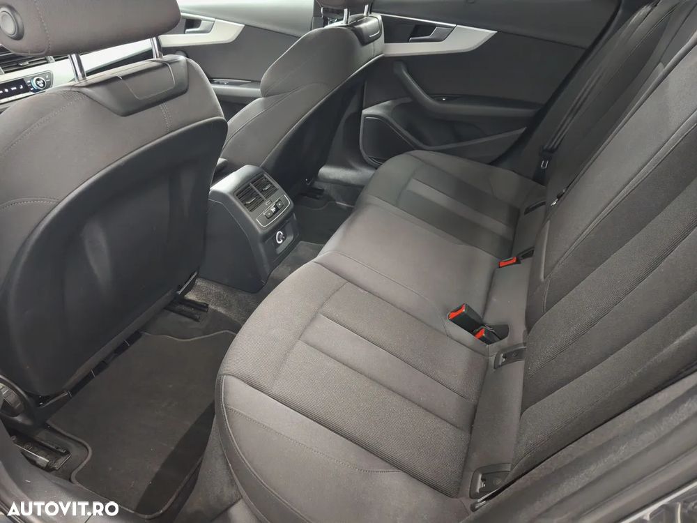 Audi A4 40 TFSI MHEV S tronic S Line - 12