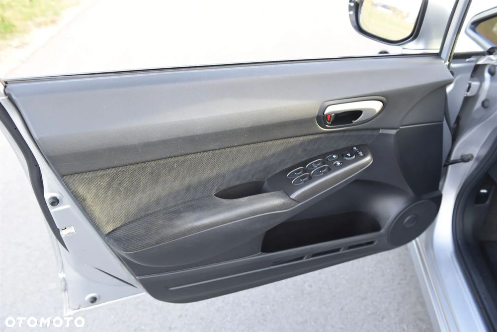 Honda Civic Hybrid 1.3i-DSI i-VTEC IMA CVT - 12