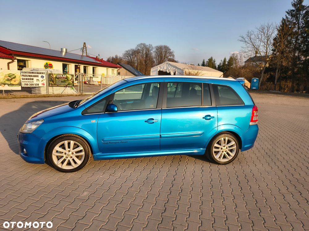Opel Zafira 2.0 T OPC - 6