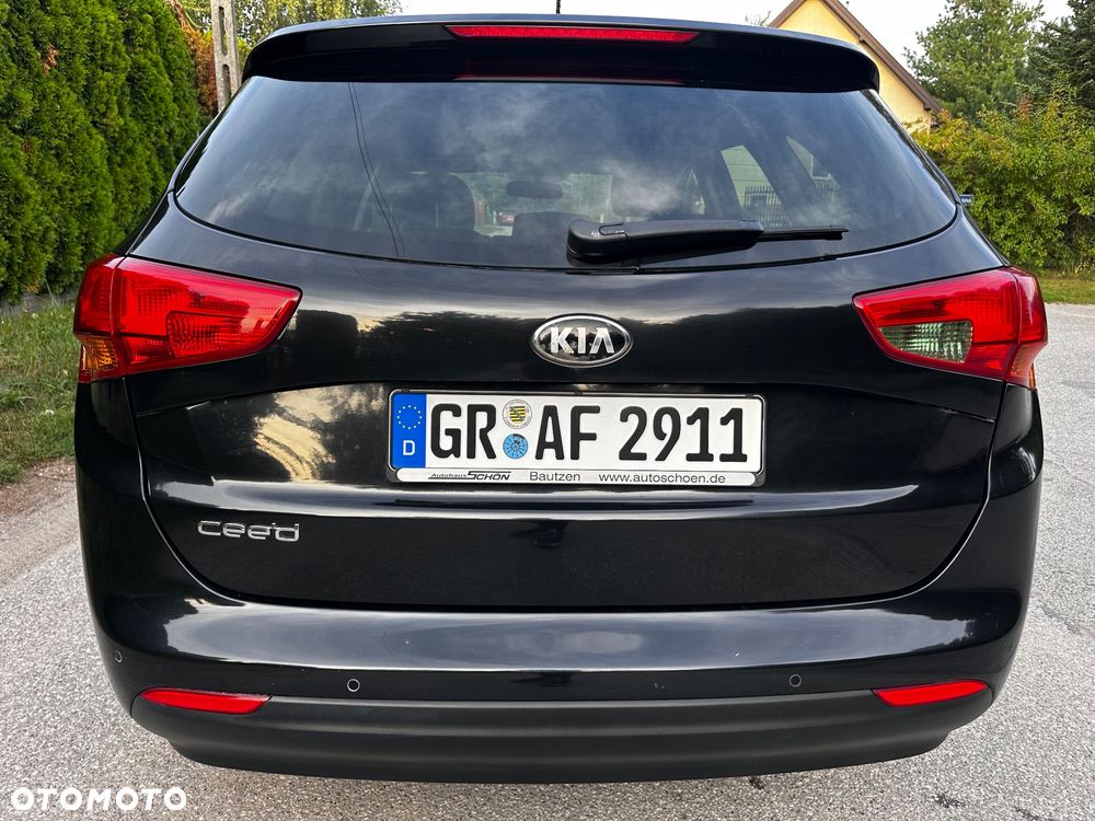 Kia Ceed 1.6 GDI Fifa World Cup Edition - 14