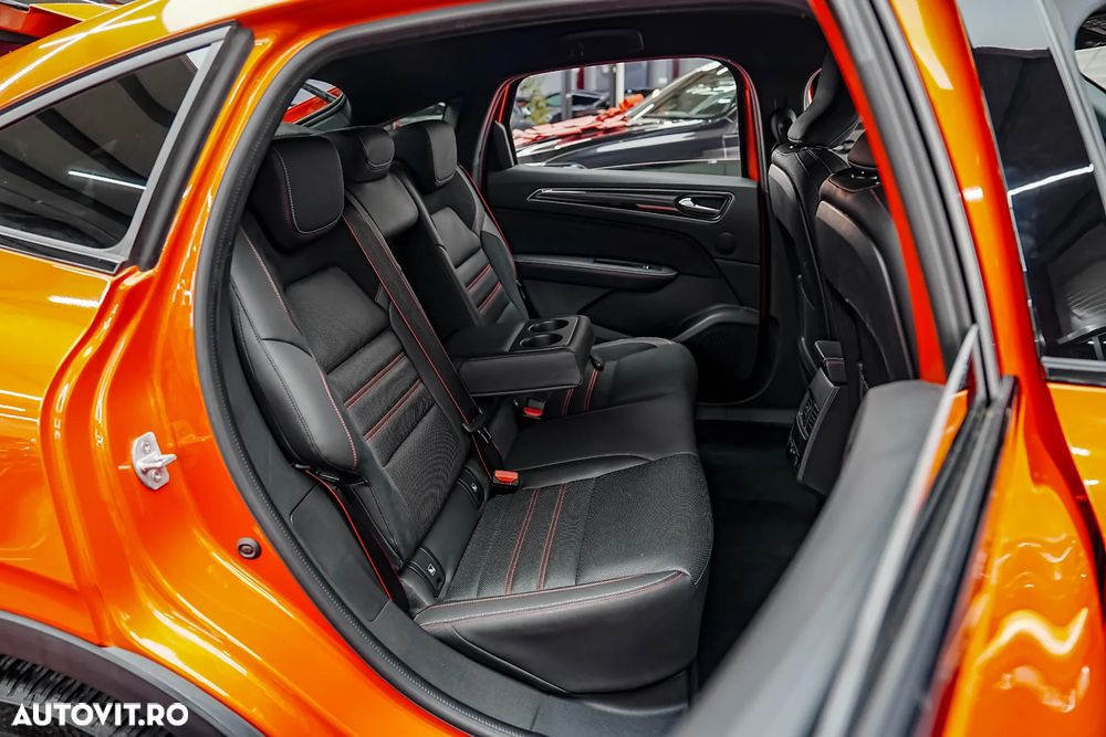 Renault Arkana MHEV 160 EDC RS Line - 10