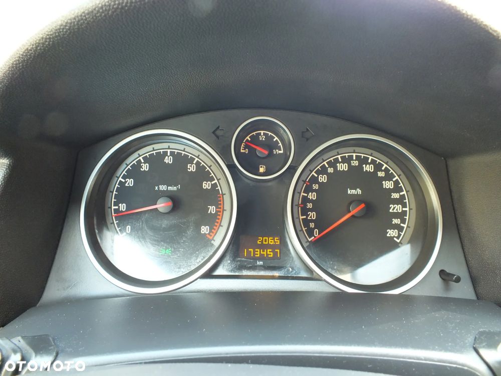 Opel Astra - 10