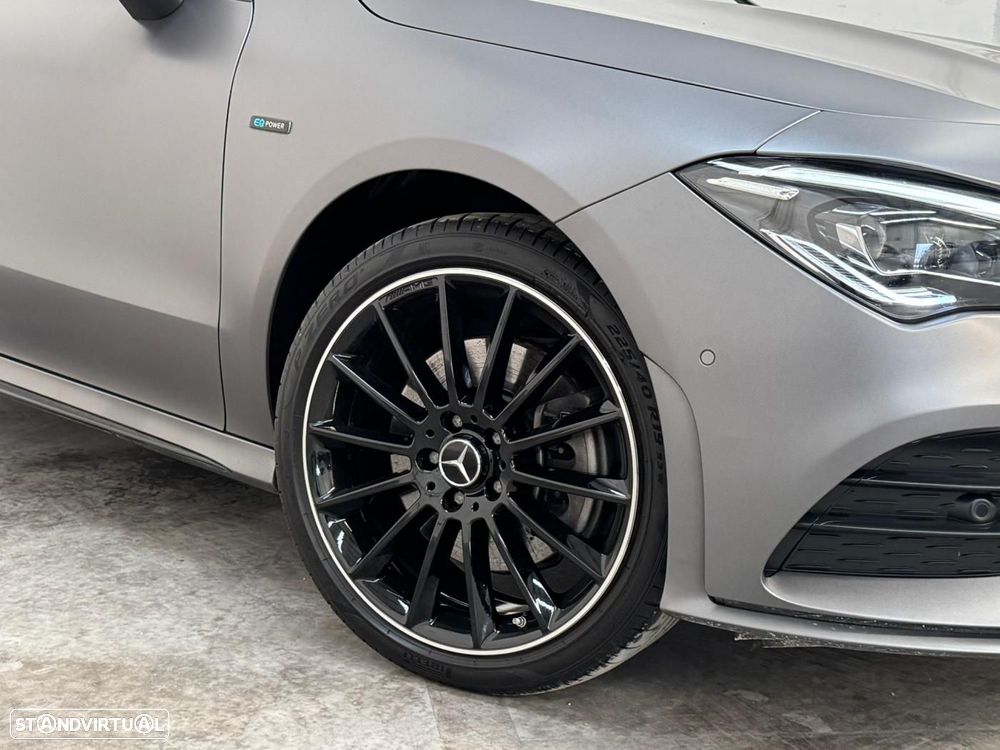 Mercedes-Benz CLA 250 e Shooting Brake AMG Line - 14