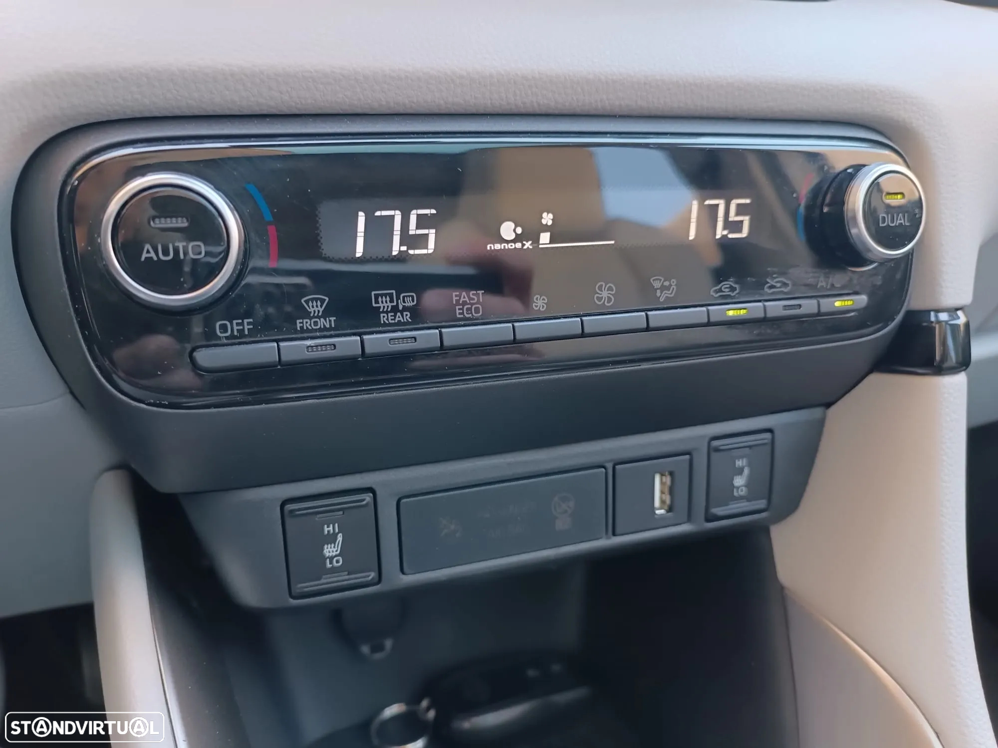 Toyota Yaris - 26