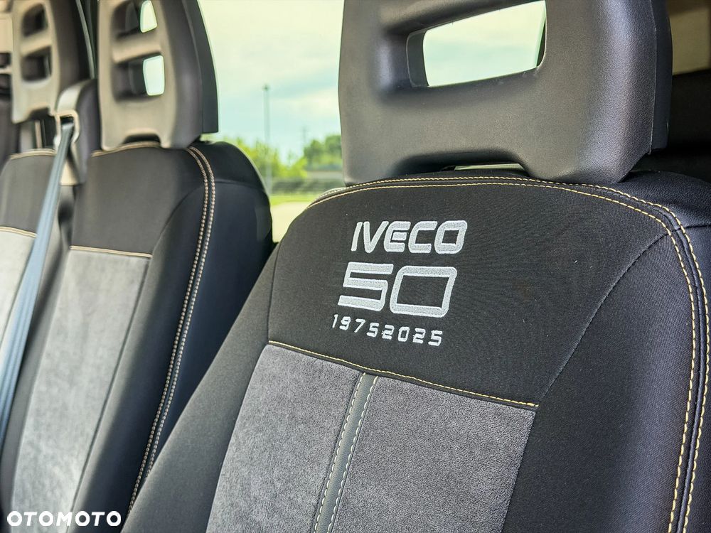 Iveco Daily 35S16A8 V - Furgon Brygadowy 7 osobowy 50 Lecie IVECO od ręki - 38