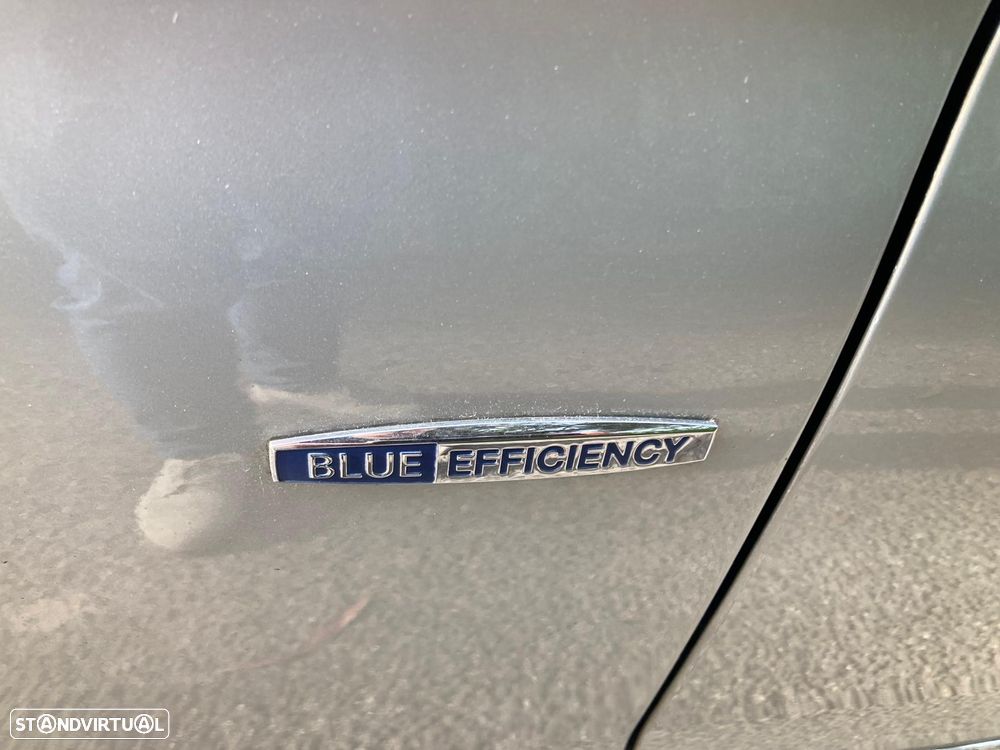 Mercedes-Benz E 220 - 26