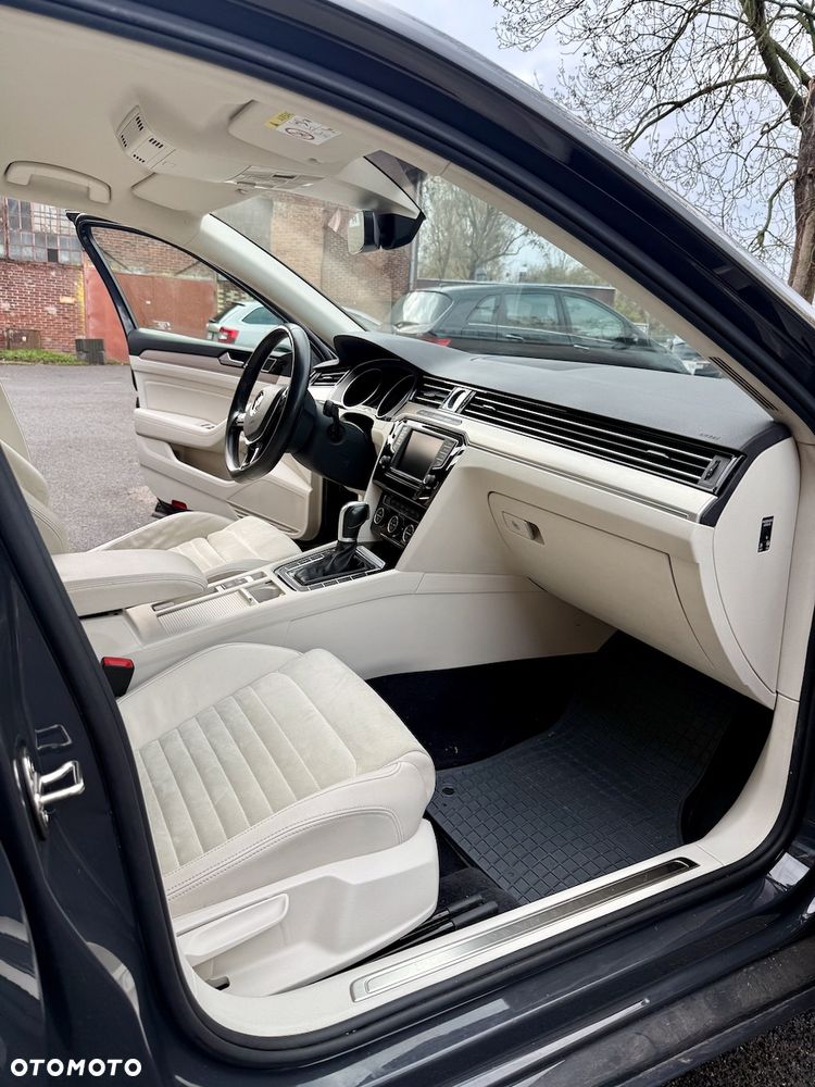 Volkswagen Passat 1.8 TSI BMT Highline DSG - 23