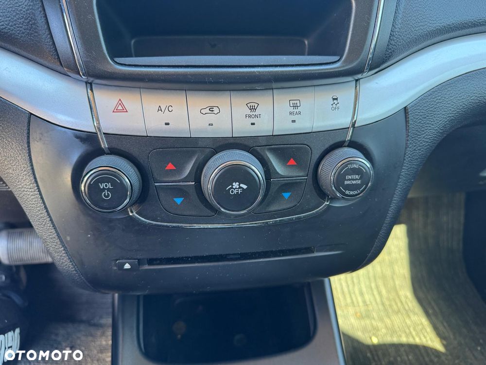 Dodge Journey - 16