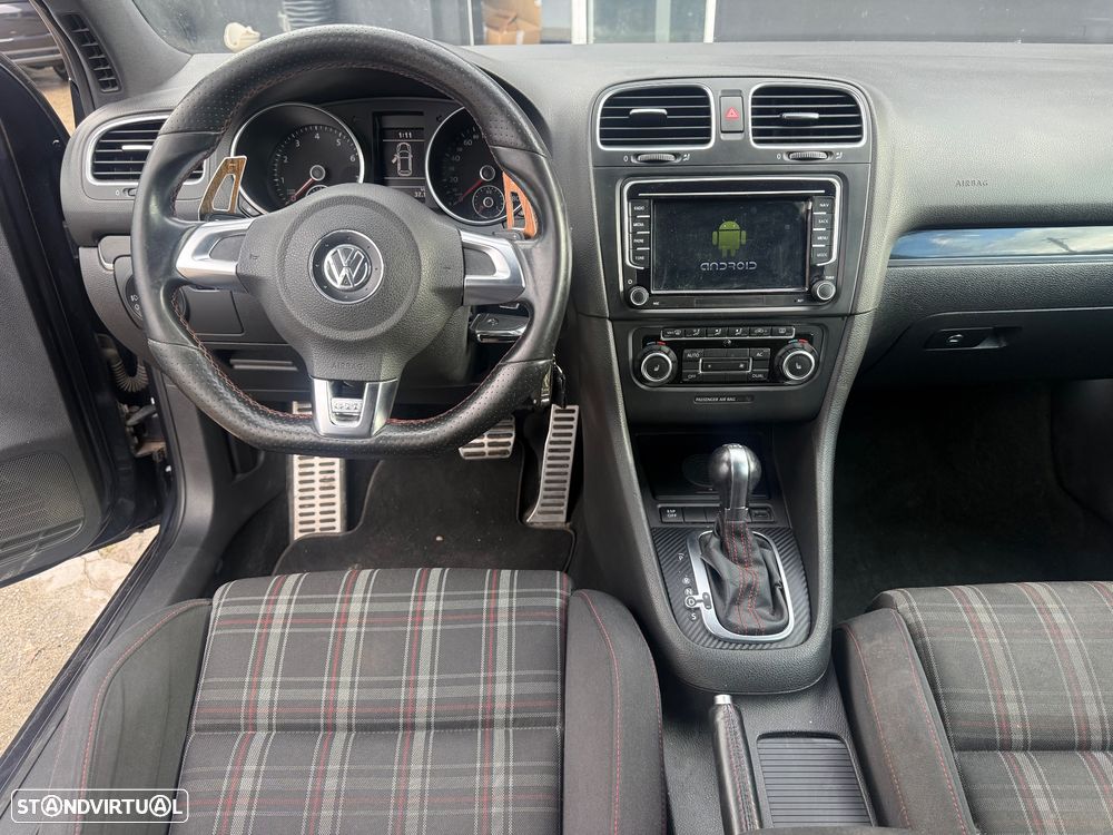 VW Golf 2.0 TSi GTI DSG - 19
