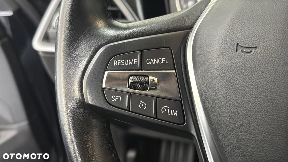 BMW Seria 3 318d MHEV - 25