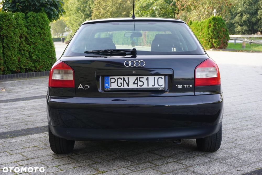 Audi A3 1.9 TDI Ambiente - 4