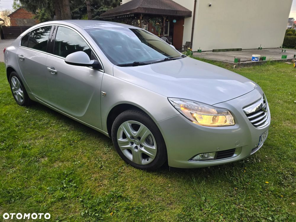 Opel Insignia - 8