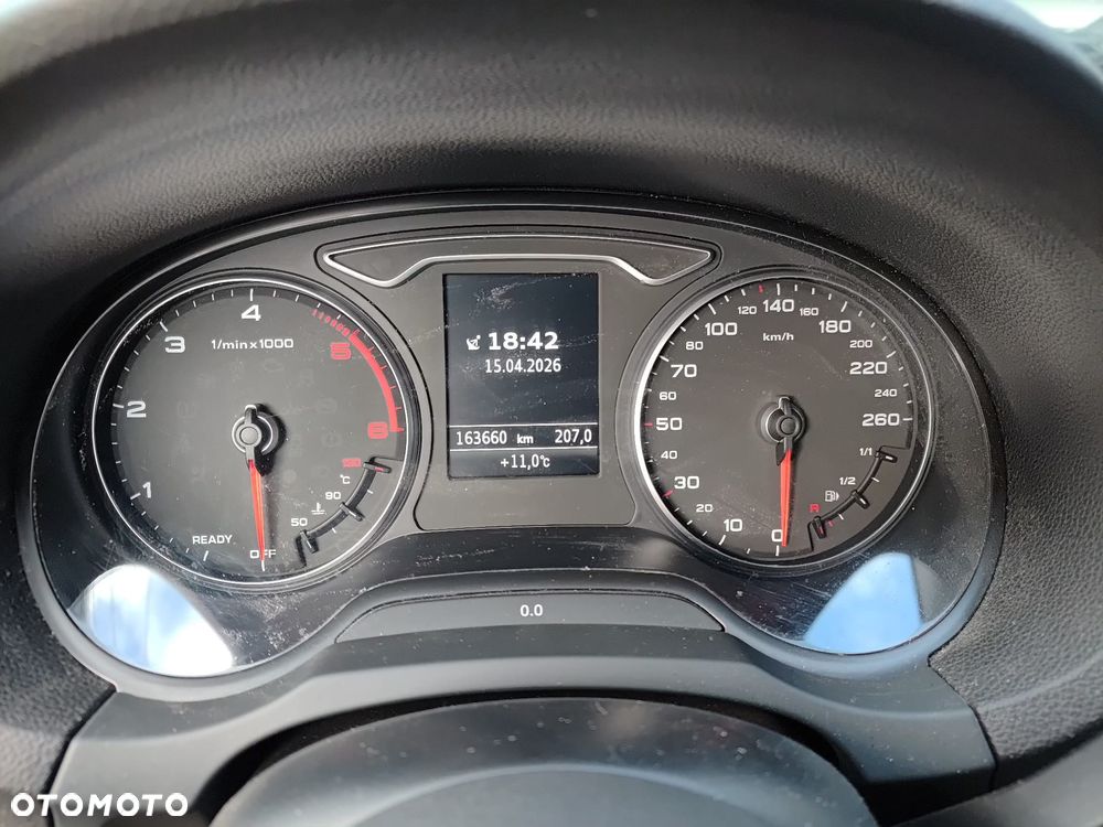 Audi A3 Sportback 1.6 TDI (clean diesel) S line Sportpaket - 10