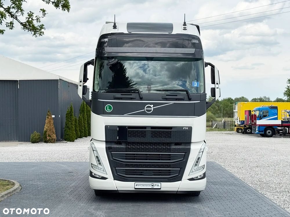 Volvo FH 500 XXL / EURO 6 * BEZ I-SAVE / ACC  / DWA ŁÓŻKA / KLIMA POSTOJOWA / NAVIGACJA / Z NIEMIEC - 5