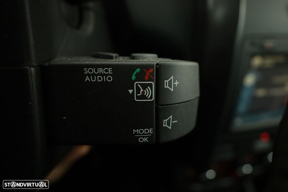 Dacia Duster 1.5 dCi SL 10 Anos - 18