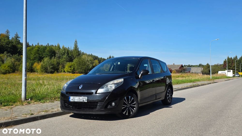 Renault Scenic - 1