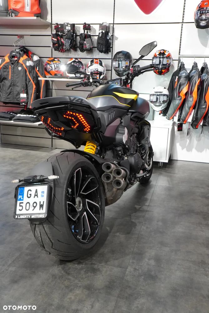 Ducati Diavel - 6