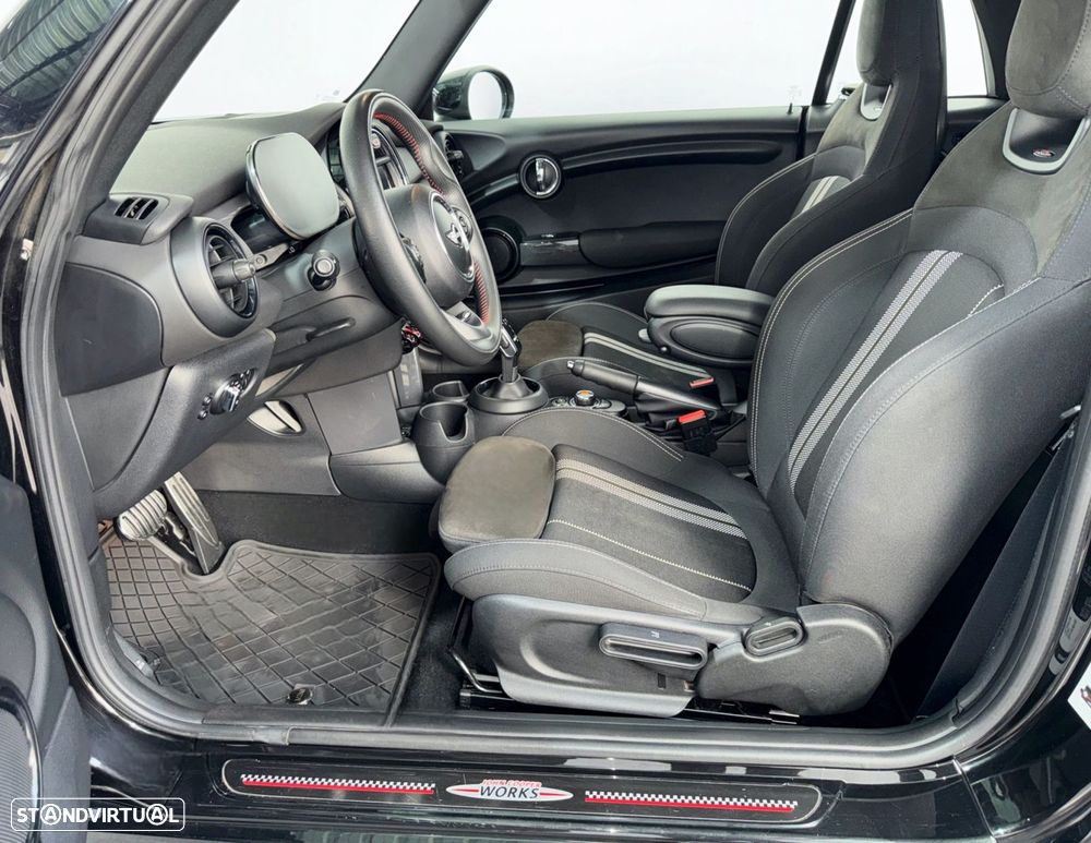 MINI Cabrio Cooper Premium First JCW Auto - 7