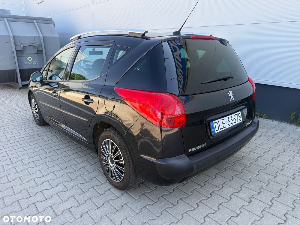 Peugeot 207 1.4 16V Trendy - 4