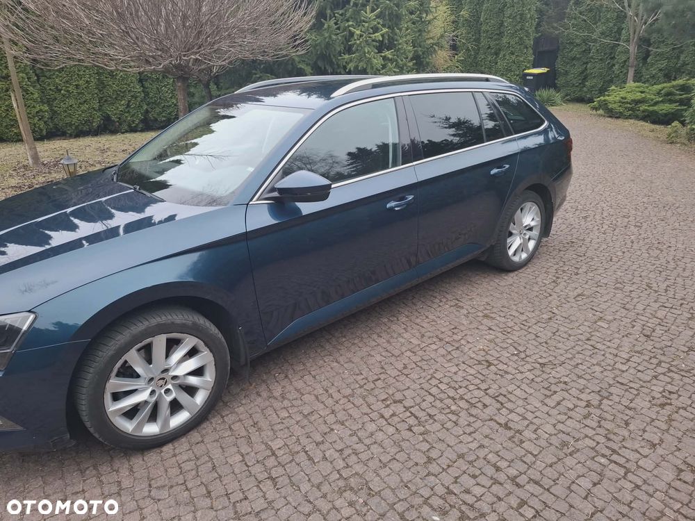 Skoda Superb 2.0 TDI Ambition DSG - 2