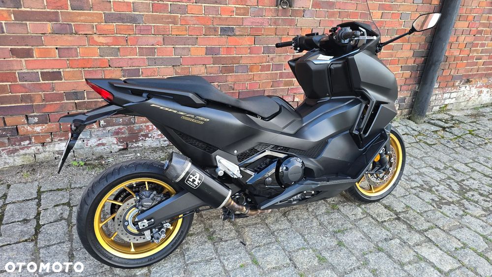 Honda NSS - 21
