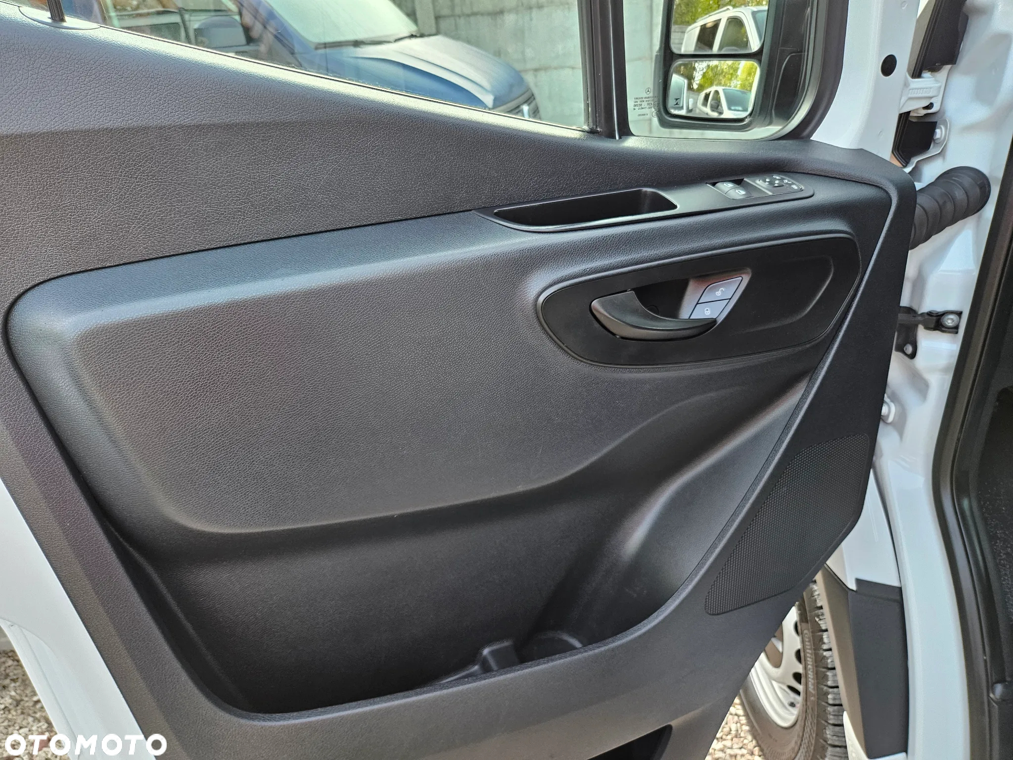 Mercedes-Benz Sprinter 319CDI Automat - 19