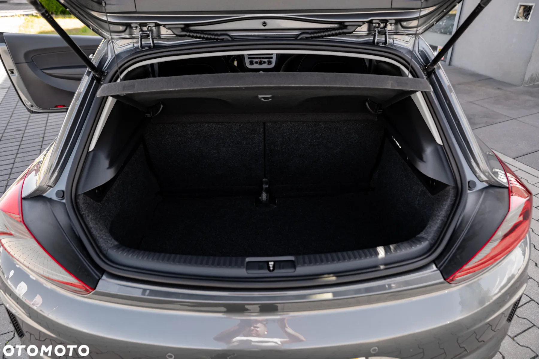 Volkswagen Scirocco 2.0 TSI (BlueMotion Technology) - 20