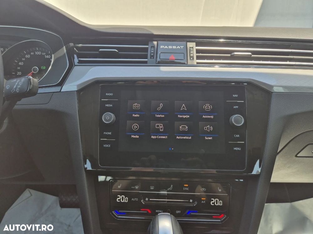 Volkswagen Passat Variant 2.0 TDI DSG Comfortline - 19