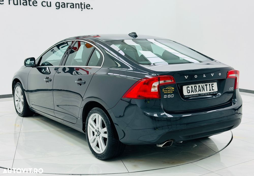 Volvo S60 D3 Geartronic Momentum - 3