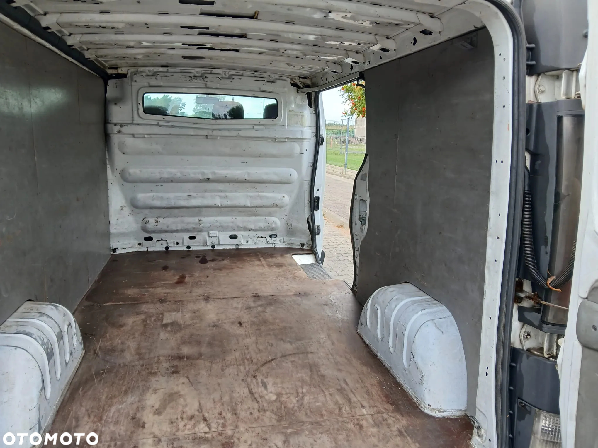 Renault Trafic - 8
