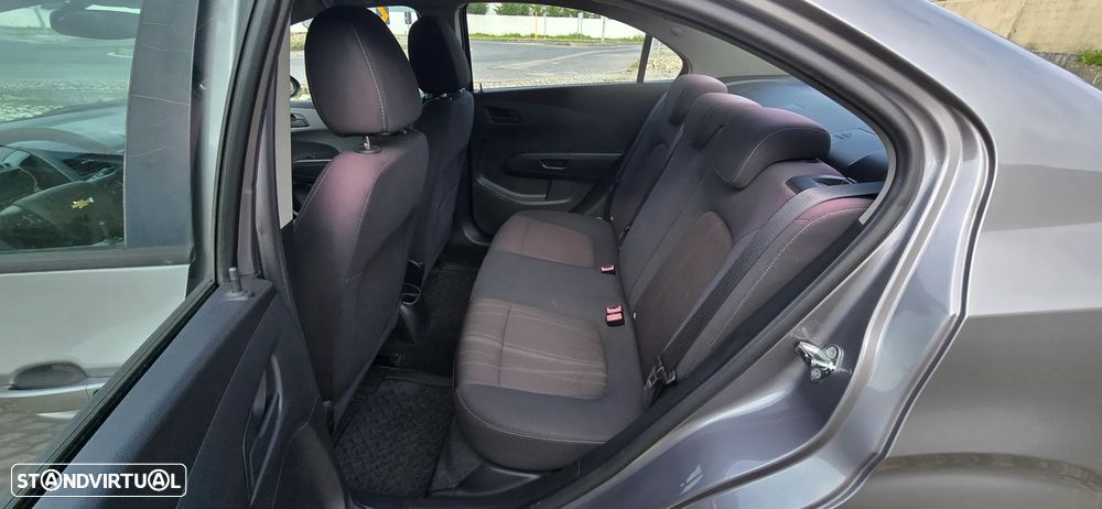 Chevrolet Aveo 1.3 VCDi LT - 11