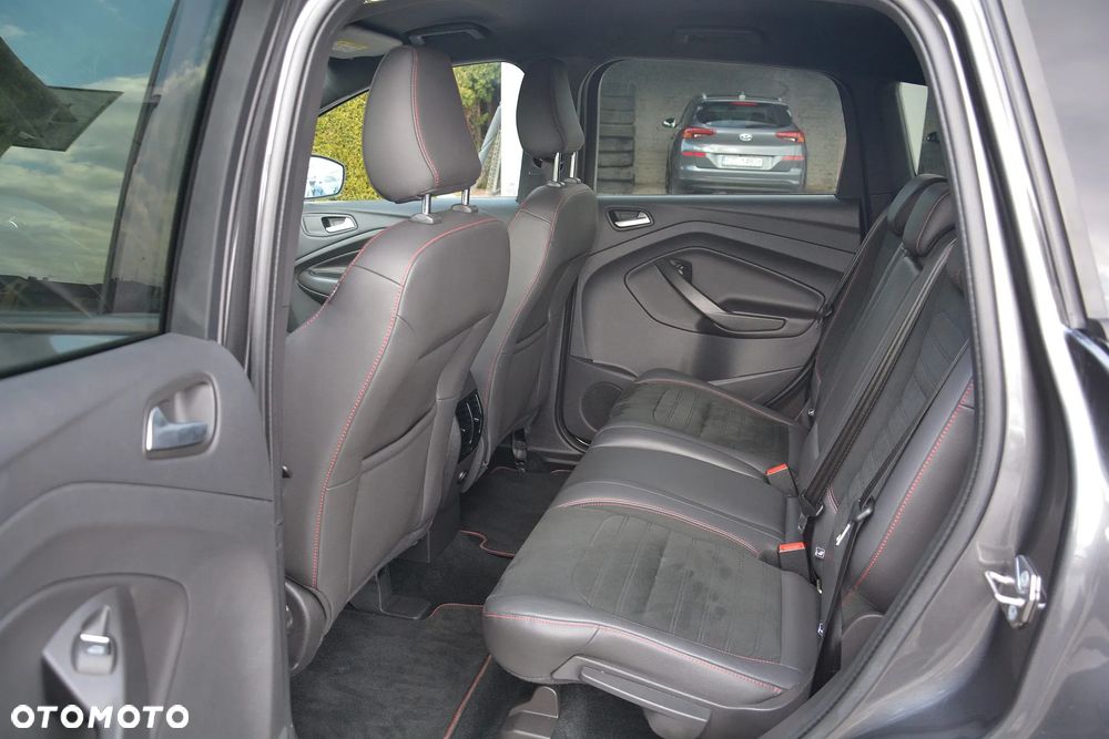 Ford Kuga 1.5 EcoBoost FWD ST-Line ASS GPF - 11