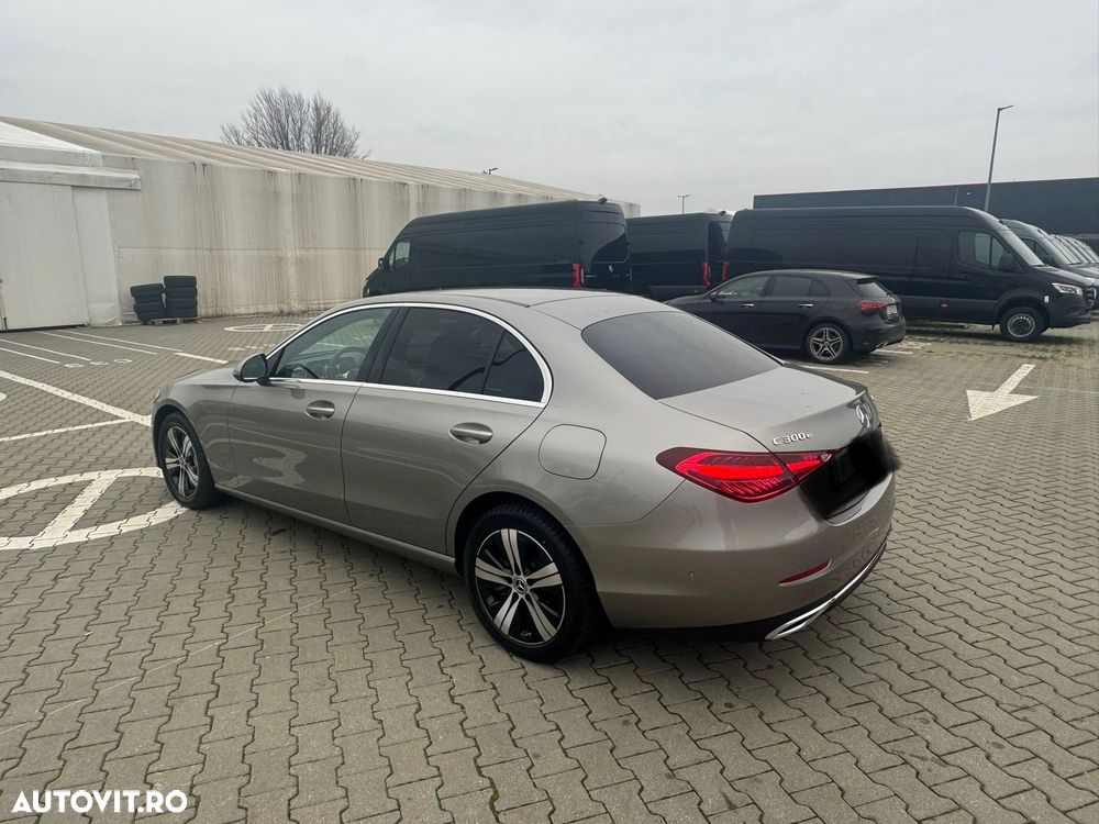 Mercedes-Benz C 300 e 4MATIC PHEV - 5