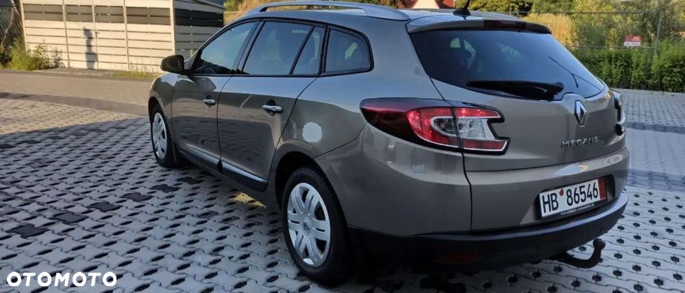 Renault Megane 2.0 140 CVT Dynamique - 3