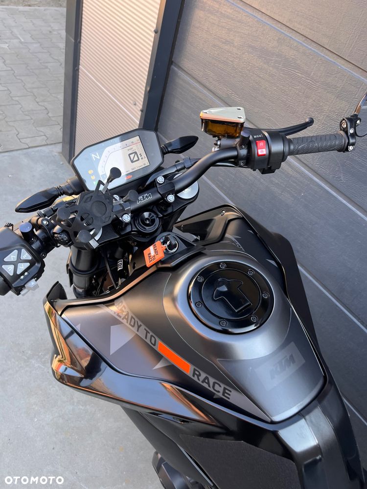 KTM Duke 790 - 19