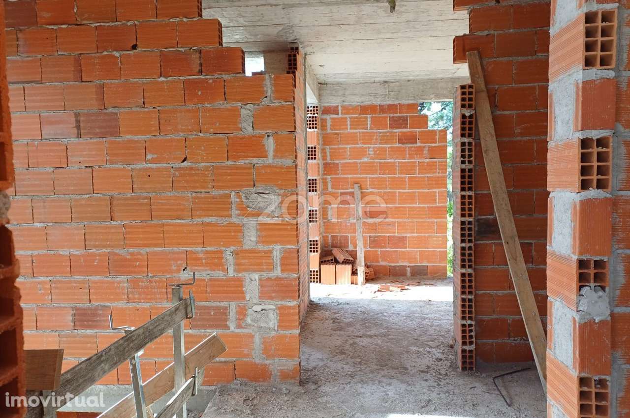 Moradia T4 na Lagoa de Albufeira, Sesimbra - Grande imagem: 2/21