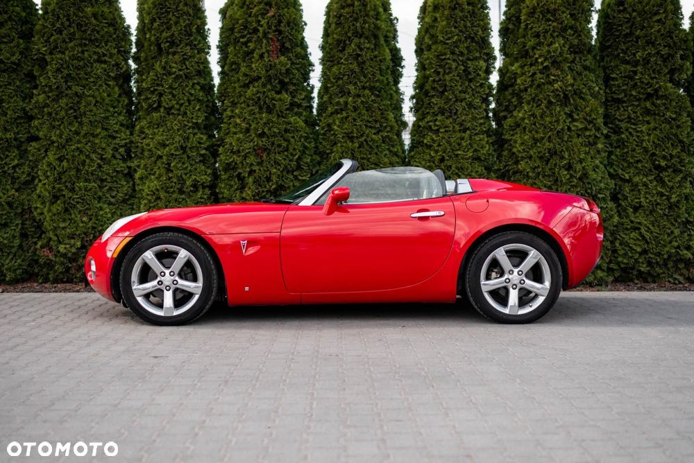 Pontiac Solstice - 41