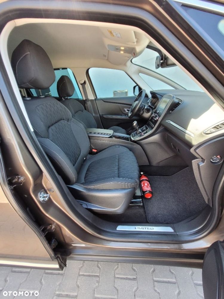 Renault Grand Scenic ENERGY TCe 140 LIMITED - 21
