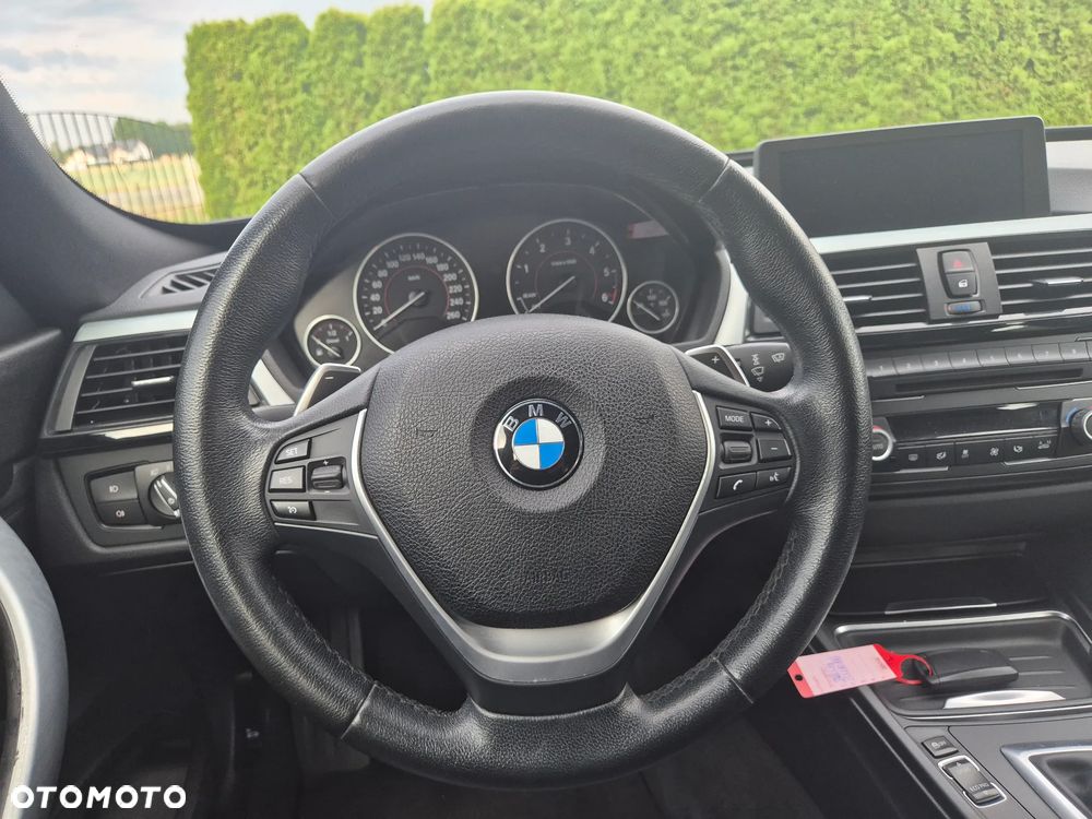 BMW 3GT 320d Sport-Aut Sport Line - 26