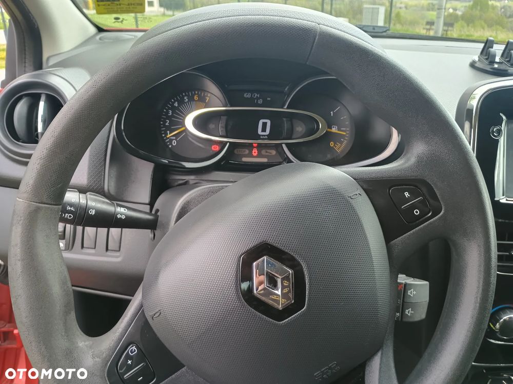 Renault Clio 1.2 16V 75 LIMITED - 33