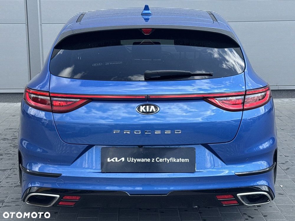 Kia ProCeed 1.6 T-GDI GT DCT - 11