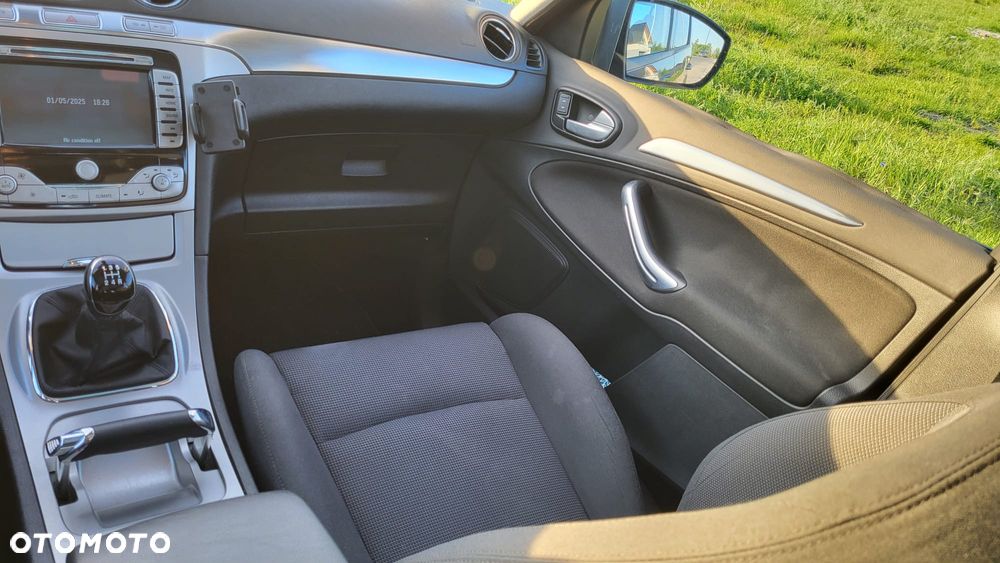 Ford S-Max 2.0 Titanium - 10