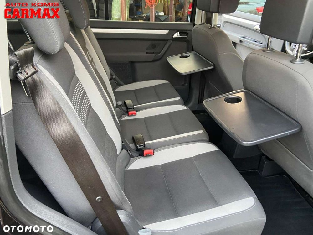 Volkswagen Touran - 21