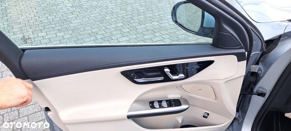 Mercedes-Benz Klasa C 220 d 4Matic All-Terrain 9G-TRONIC Avantgarde - 16