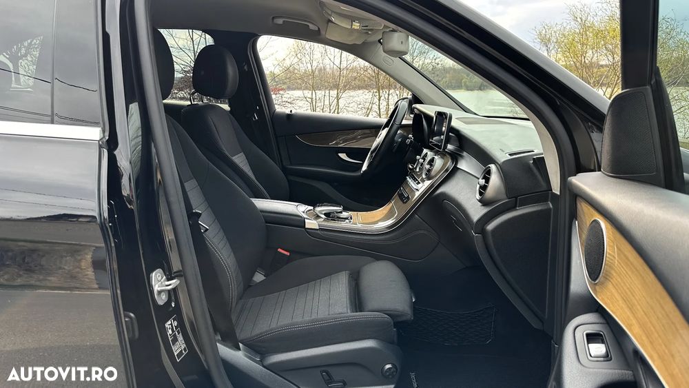 Mercedes-Benz GLC 250 d 4MATIC - 12