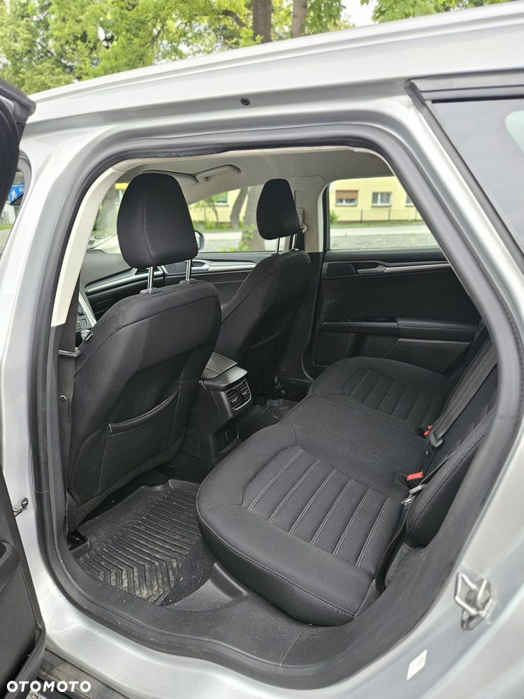 Ford Mondeo - 13