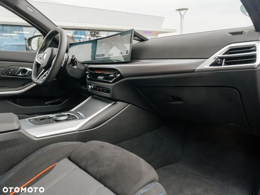 BMW Seria 3 318i M Sport - 8