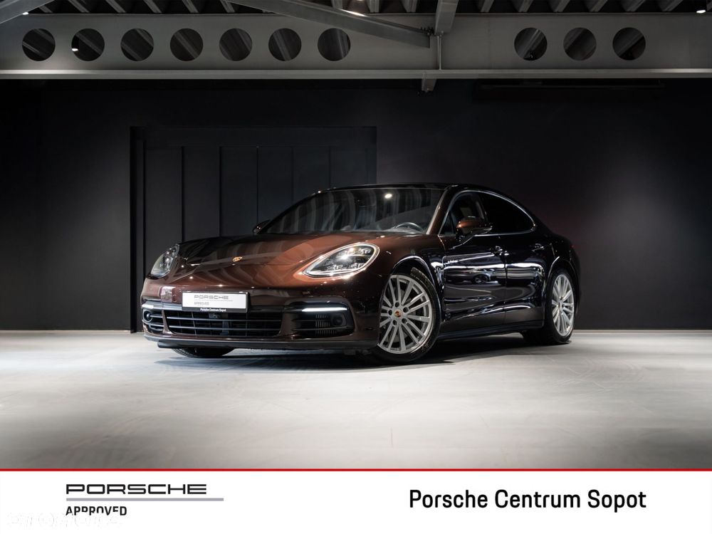 Porsche Panamera 4 E-Hybrid 10 Years Edition